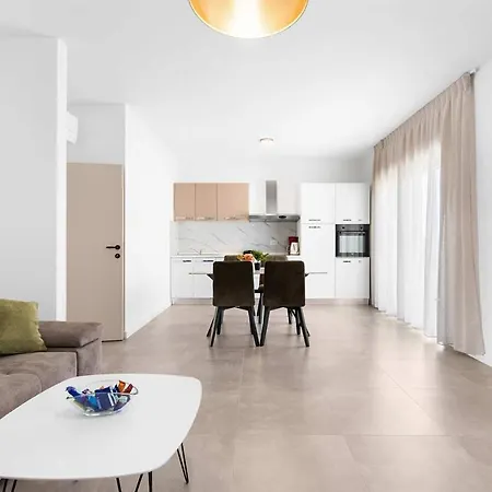 Venera Apartment Porec
